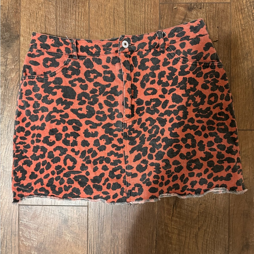 Red cheetah skirt! Size large! Worn a couple times! Perfect condition
